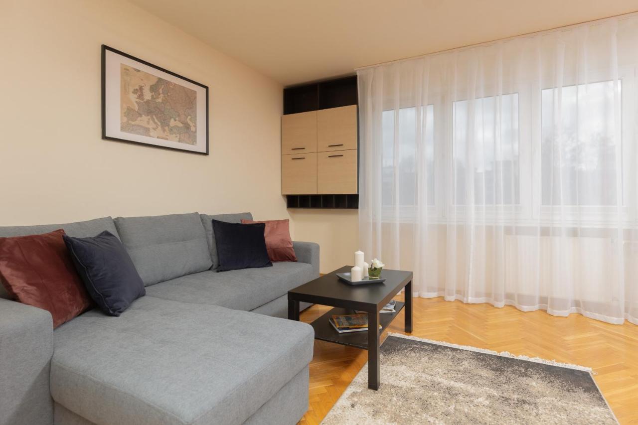 Karmelicka By Renters *